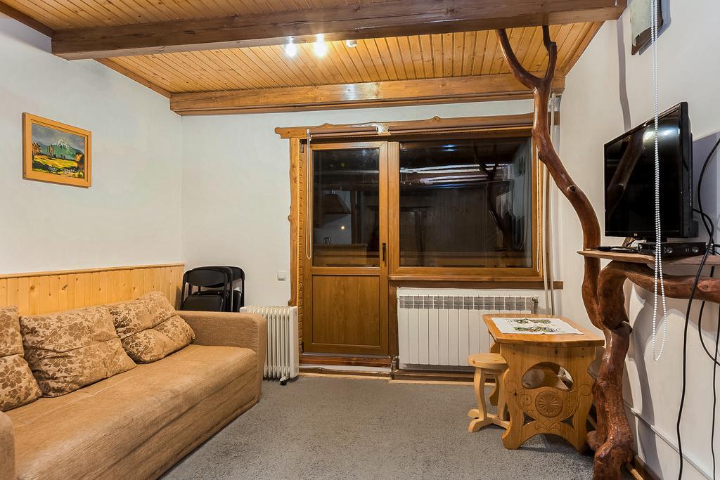 Vatra Hotel Γιαρέμτσε Εξωτερικό φωτογραφία