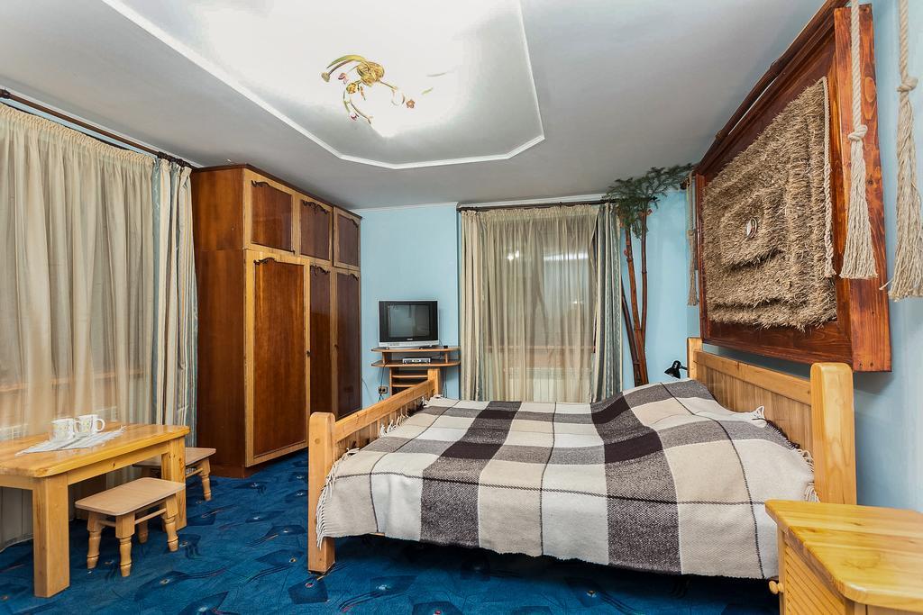 Vatra Hotel Γιαρέμτσε Εξωτερικό φωτογραφία