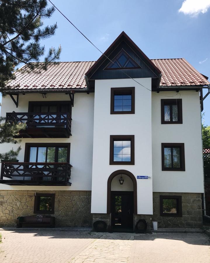 Vatra Hotel Γιαρέμτσε Εξωτερικό φωτογραφία